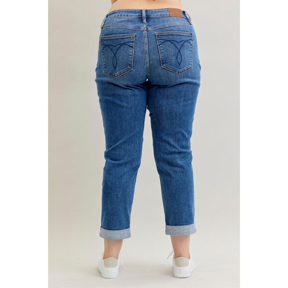 Judy Blue Mid Rise Boyfriend Classic Cuffed - Picture 11 of 12